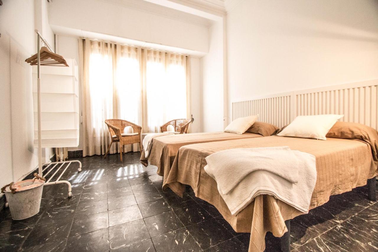 Rotaret Hotel Valencia Luaran gambar