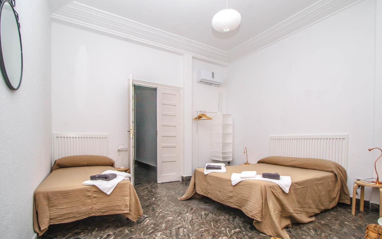 Rotaret Hotel Valencia Luaran gambar